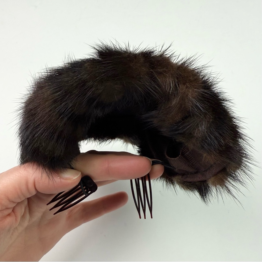 Vintage fur pillbox hat with combs